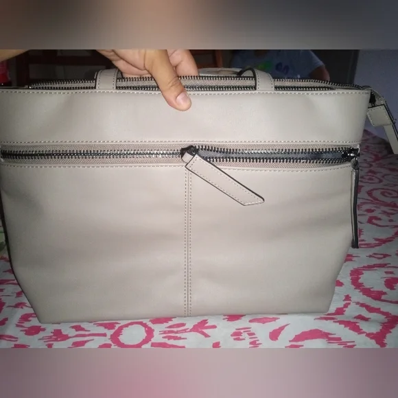 EUC SIMPLY VERA VERA WANG - Picture 4 of 15